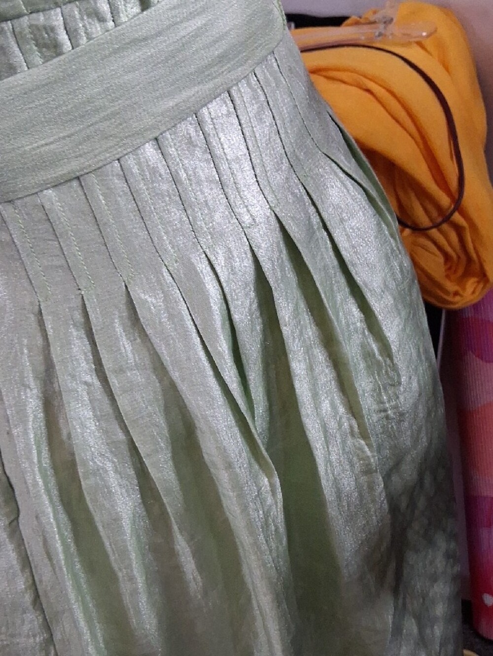 Maggy London Light Green Sleeveless Midi Dress with Self-Tie Waist - Picture 12 of 15